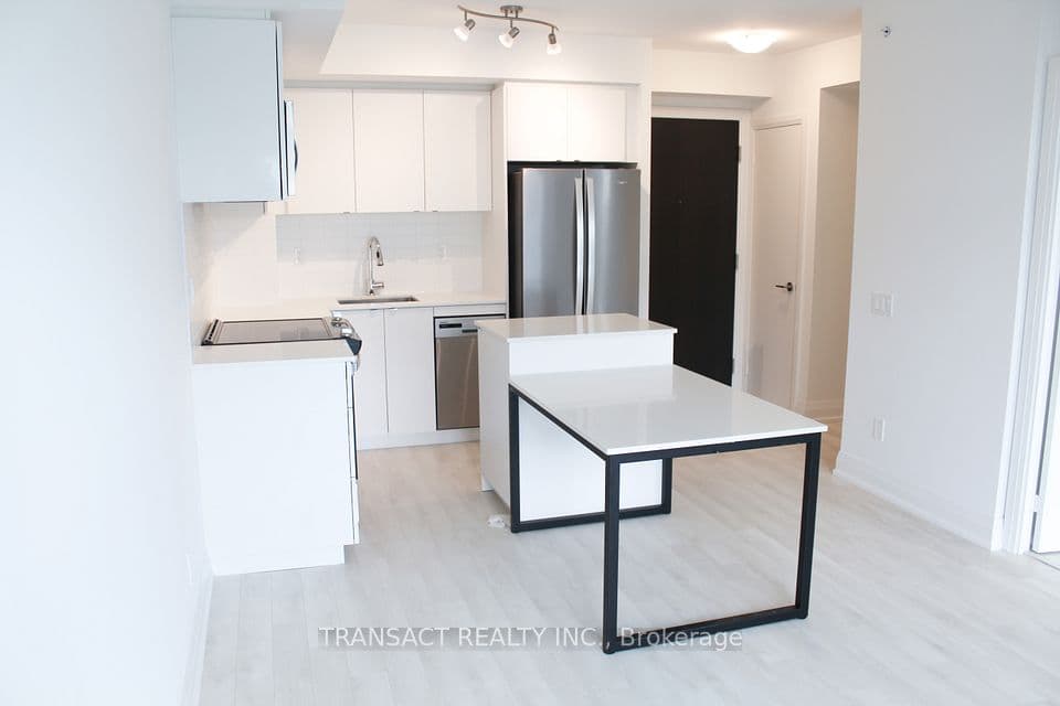 1461 Lawrence Avenue W 803, Toronto, ON M6L 0A6 – photo 2