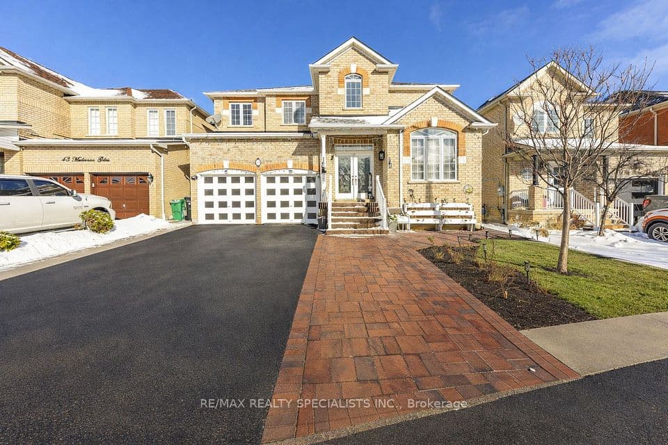41 Madronna Gardens, Brampton, ON L7A 2V9 – main photo