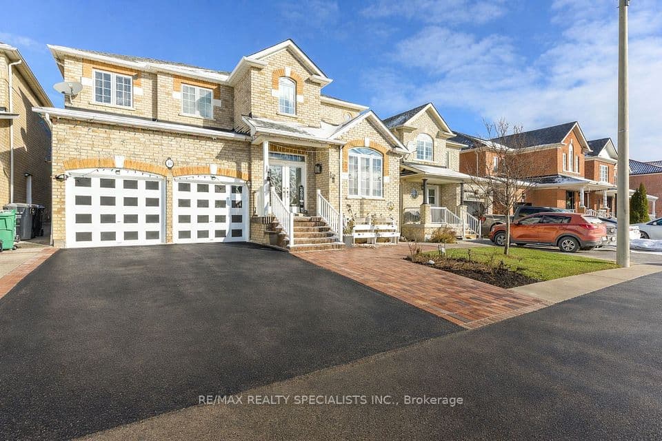 41 Madronna Gardens, Brampton, ON L7A 2V9 – photo 2