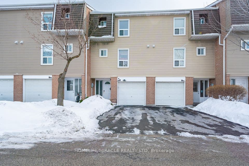 150 Enderby Crescent 150, Brampton, ON L6T 4C7 – main photo