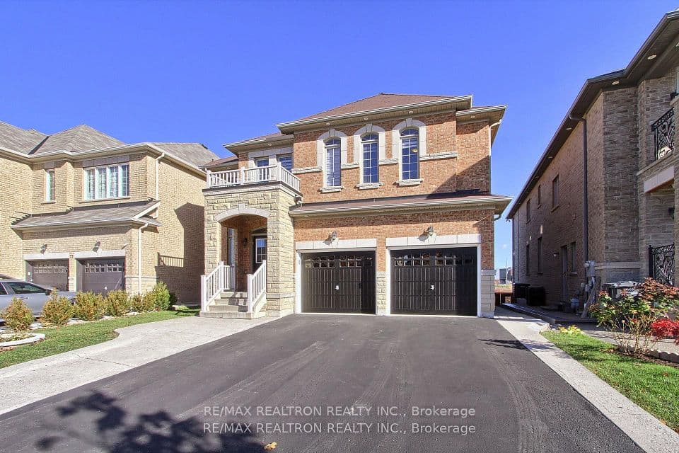 79 Apple Valley Way, Brampton, ON L6P 0W4 – photo 2