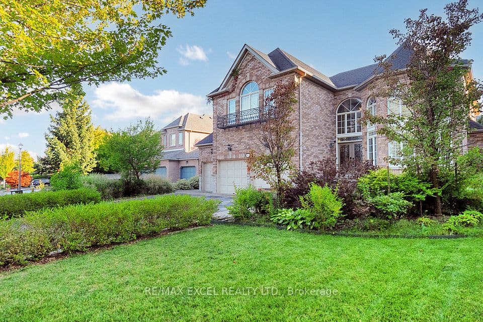 5368 Vail Court, Mississauga, ON L5M 6G9 – photo 2