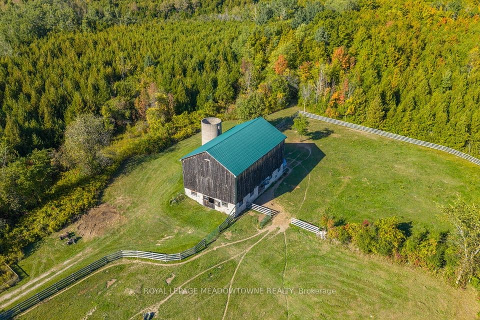 16089 Shaws Creek Road, Caledon, ON L7C 1V9 – photo 2