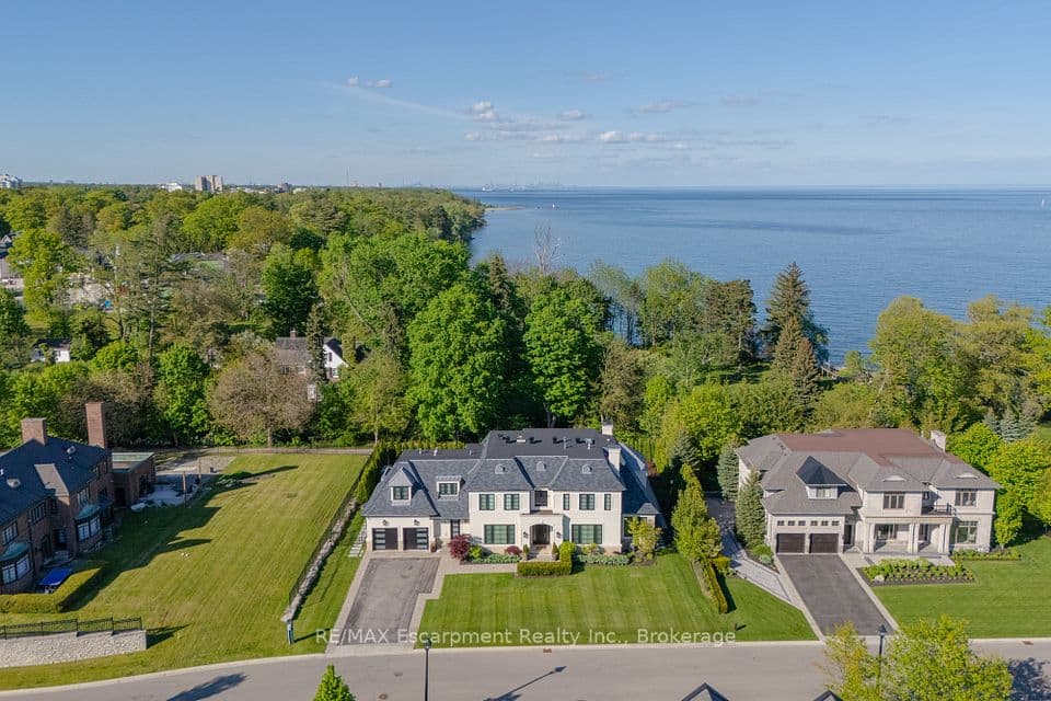 15 LAMBERT Common, Oakville, ON L6K 0H6 – photo 3