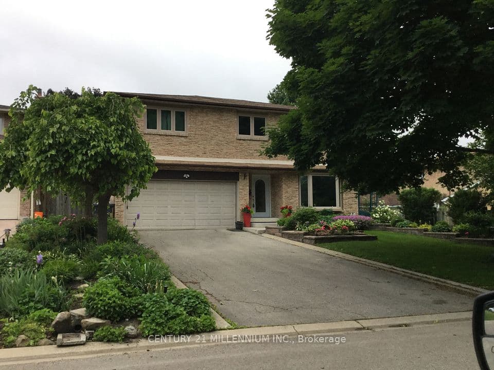 4 Marchmount Crescent, Brampton, ON L6S 2S9 – main photo