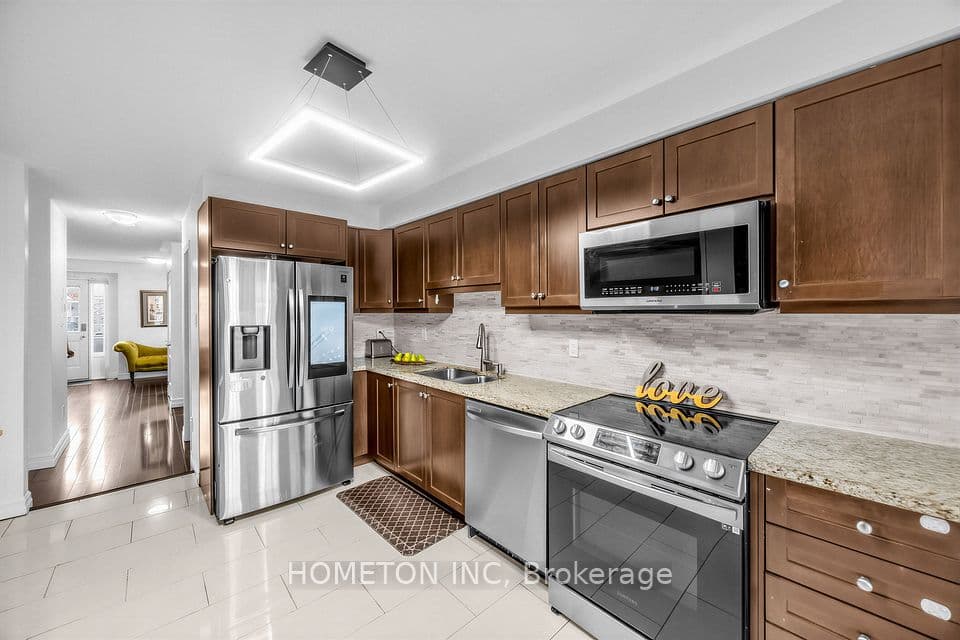 601 Shoreline Drive 181, Mississauga, ON L5B 4K2 – photo 2