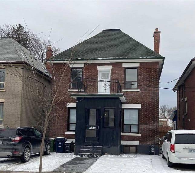 71 Clouston Avenue, Toronto, ON M9N 1A8 – main photo