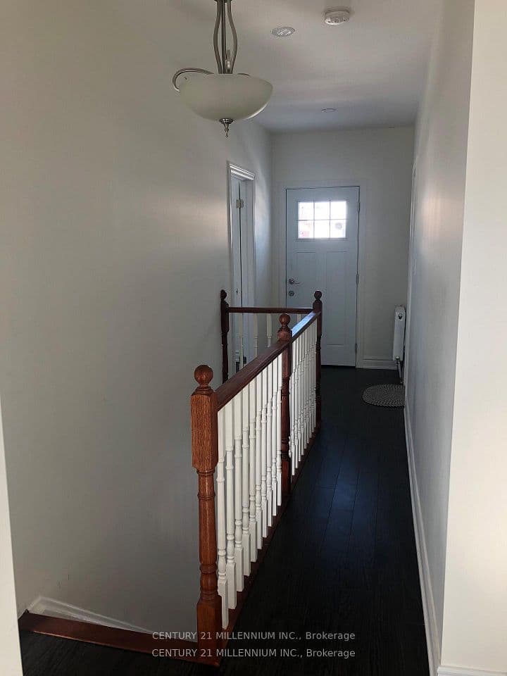 71 Clouston Avenue, Toronto, ON M9N 1A8 – photo 3