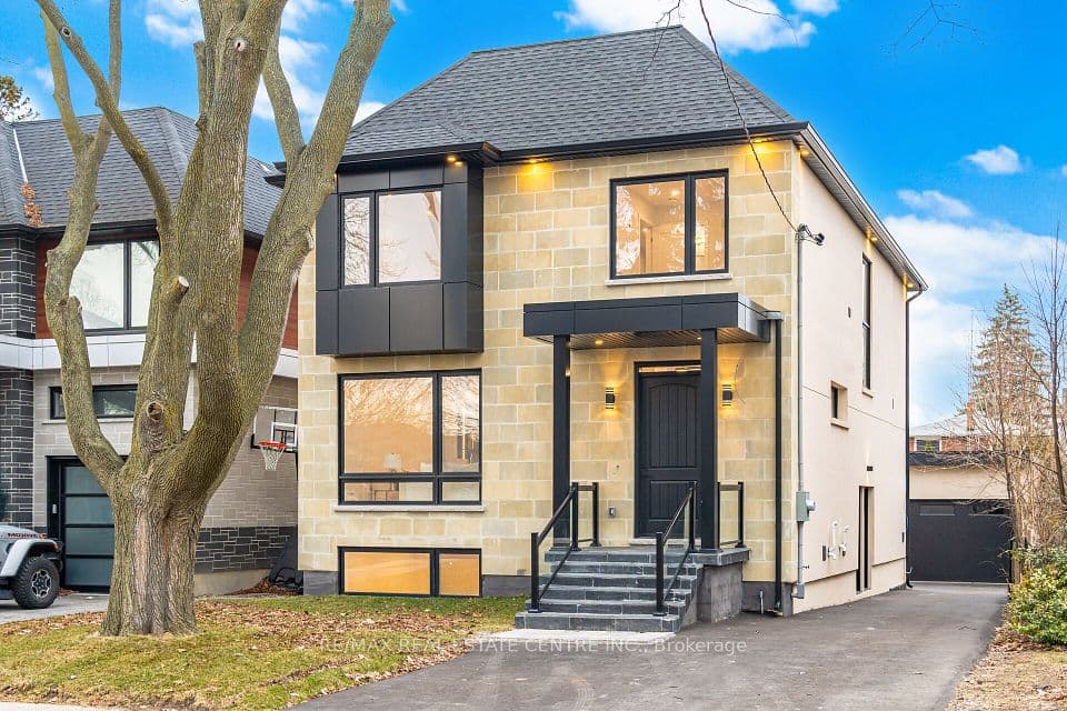 11 Bentley Drive, Toronto, ON M8Z 3L9 – main photo
