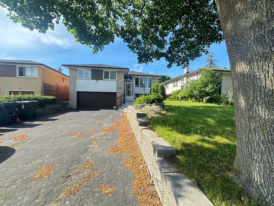 35 Westhumber Boulevard, Toronto, ON M9W 3M5 – main photo