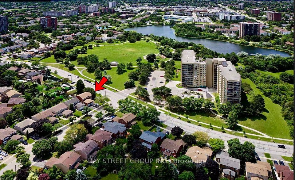 2554 Valencia Road, Mississauga, ON L5N 4L6 – photo 3