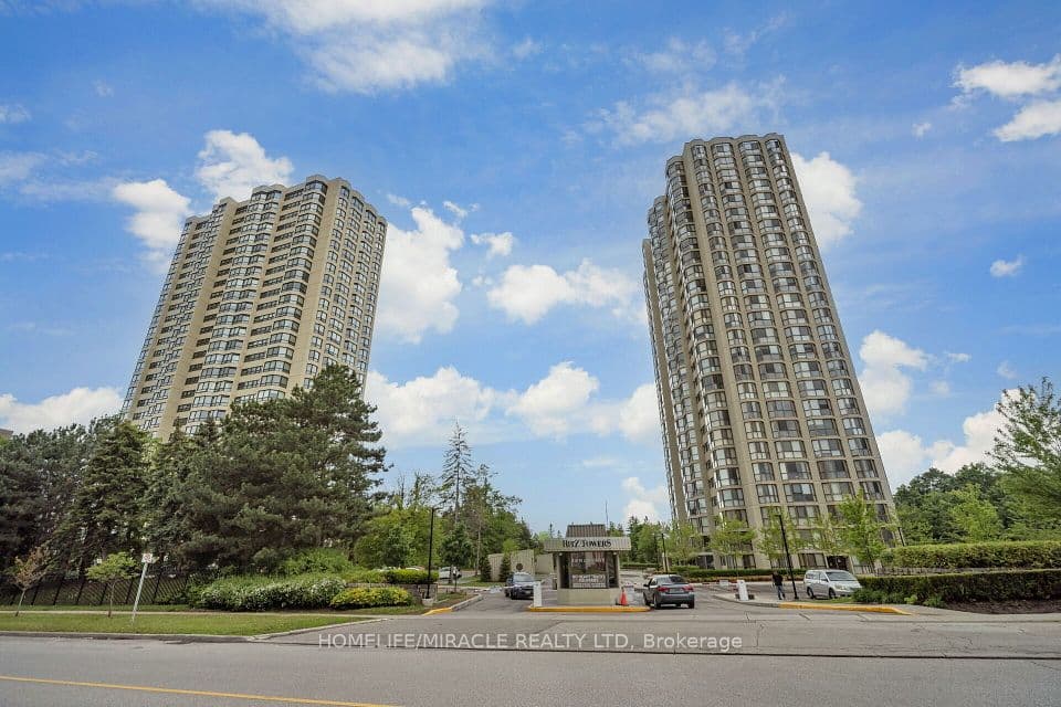 8 Lisa Street 1802, Brampton, ON L6T 4S6 – photo 3