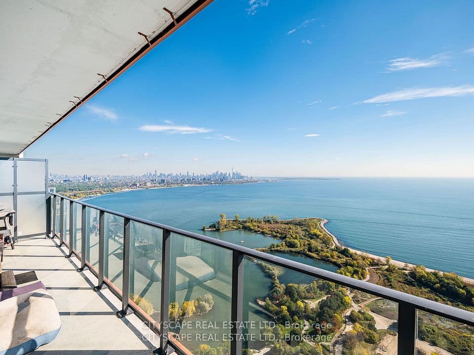 20 Shore Breeze Drive 4410, Toronto, ON M8V 1A1 – main photo