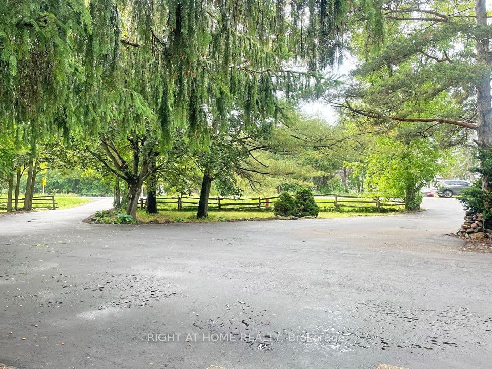 7454 Old Church Road, Caledon, ON L7C 0H5 – photo 2