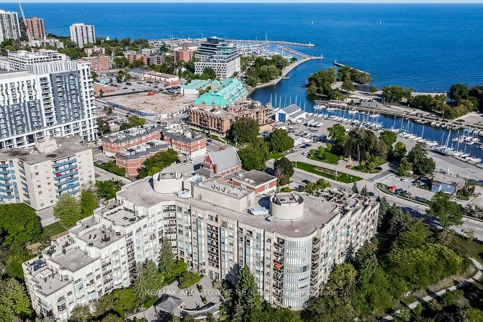 2511 Lakeshore Road W 519, Oakville, ON L6L 6L9 – main photo