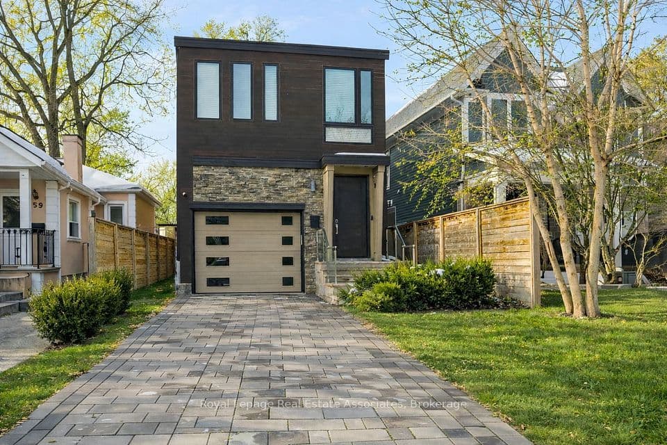 63 Troy Street, Mississauga, ON L5G 1S6 – main photo