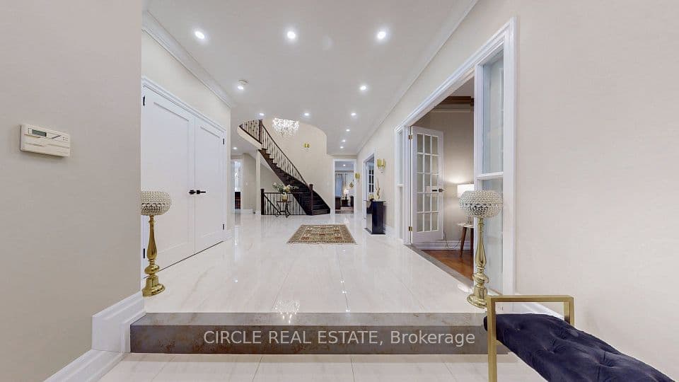 5351 Forest Ridge Drive, Mississauga, ON L5M 5B4 – photo 3