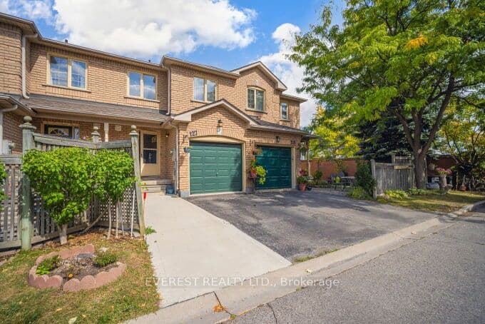 2 Sir Lou Drive 127, Brampton, ON L6Y 5A8 – photo 2