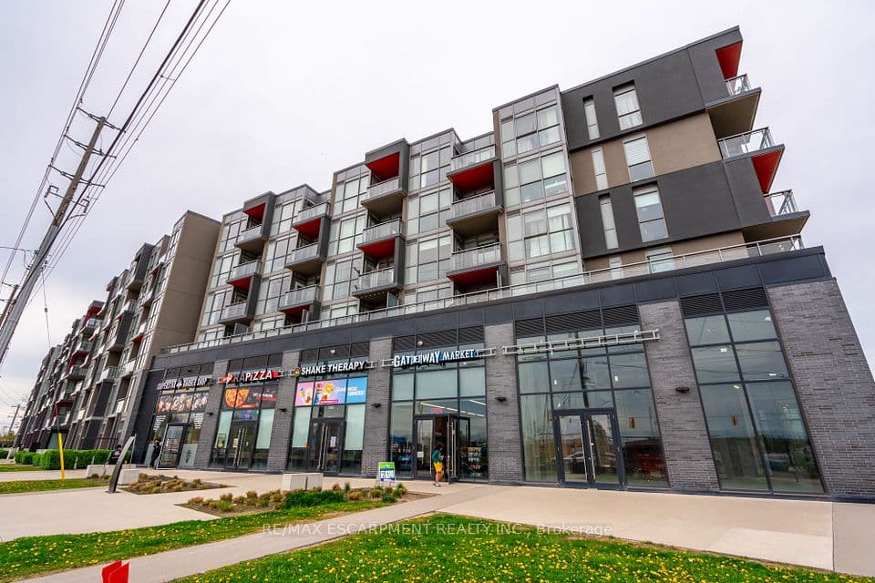 5240 Dundas Street B418, Burlington, ON L7L 0J6 – main photo