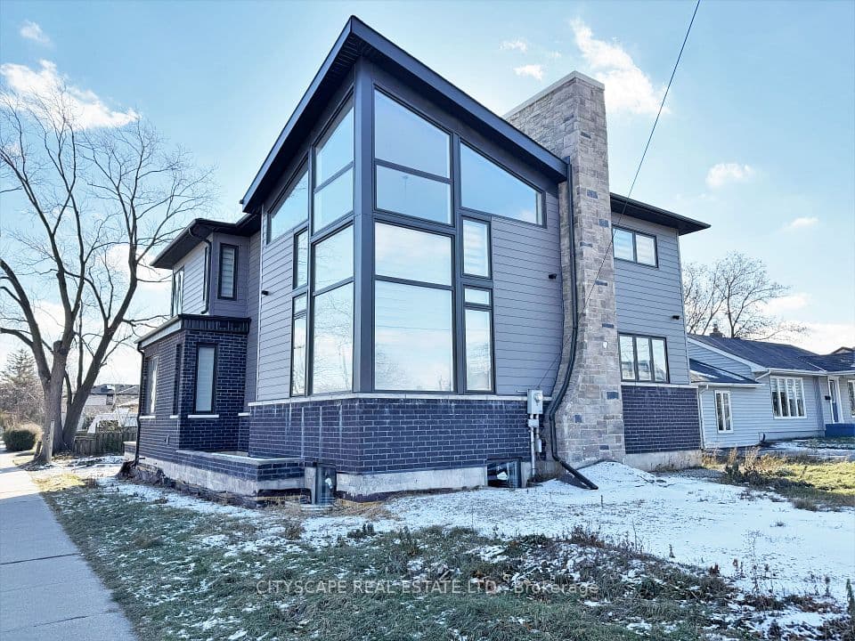 204 Mary Street, Oakville, ON L6K 1S4 – photo 2