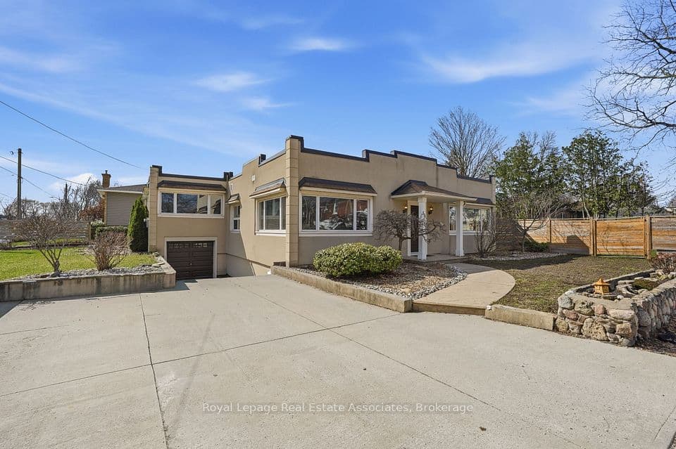 56 King Street, Halton Hills, ON L7G 2G4 – photo 3