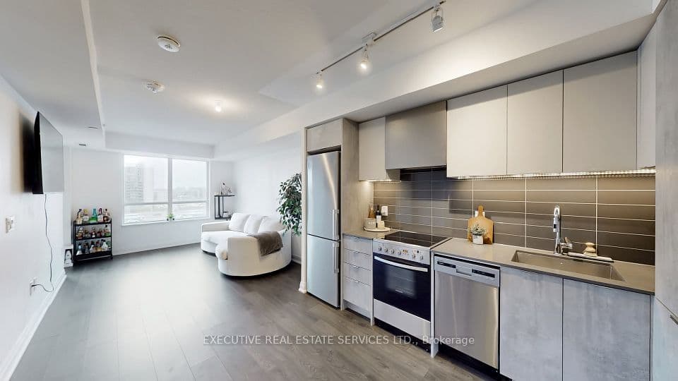 10 Gibbs Road 624, Toronto, ON M9B 0E2 – main photo