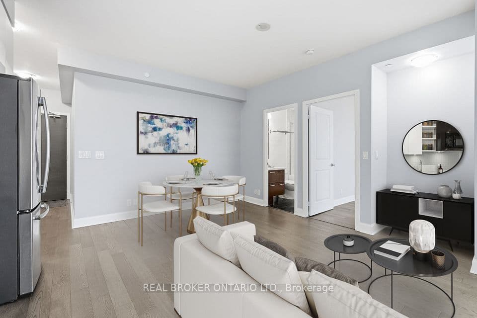 33 Shore Breeze Drive 1801, Toronto, ON M8V 0G1 – photo 3