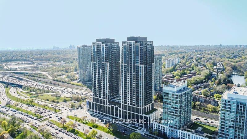 1926 Lakeshore Boulevard W 3711, Toronto, ON M6S 1A1 – photo 3