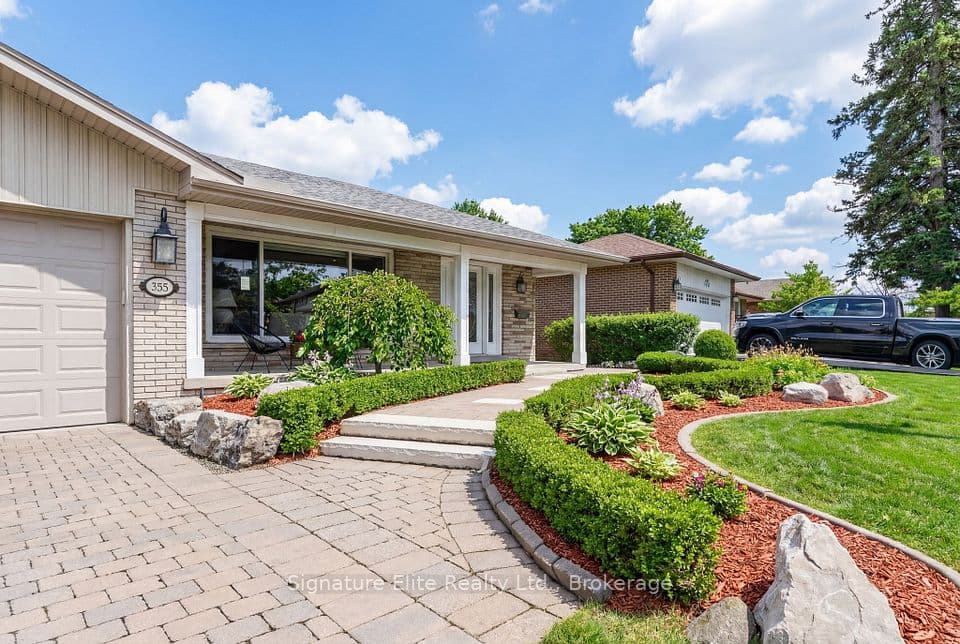 385 Markland Drive, Toronto, ON M9C 1S1 – photo 2