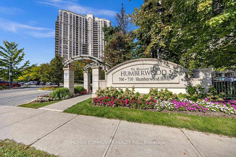 710 Humberwood Boulevard 2808, Toronto, ON M9W 7J5 – photo 2