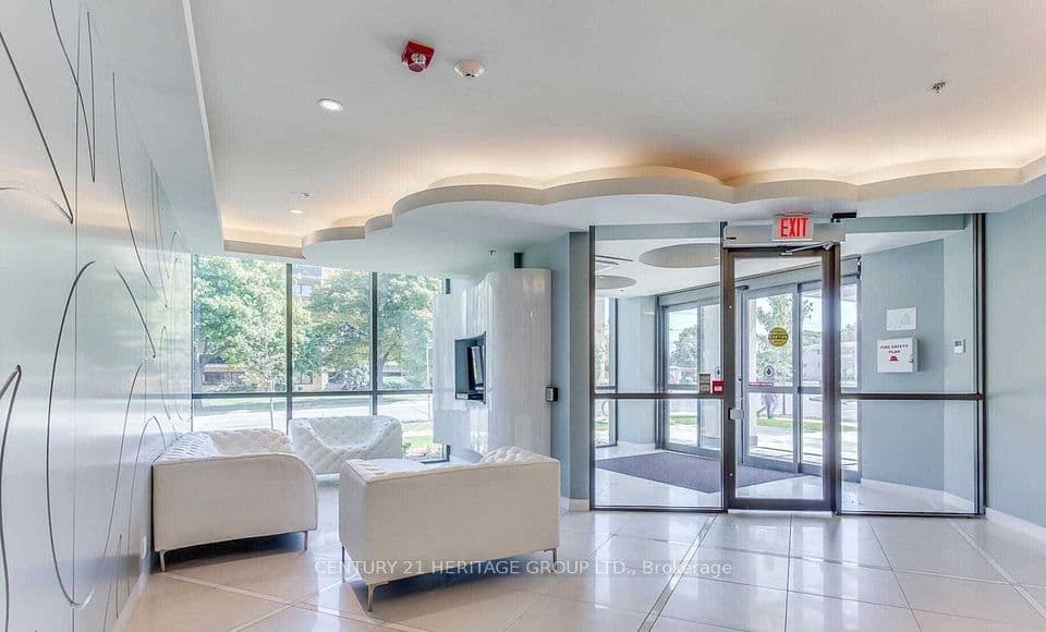 80 Esther Lorrie Drive 709, Toronto, ON M9W 0C6 – photo 3