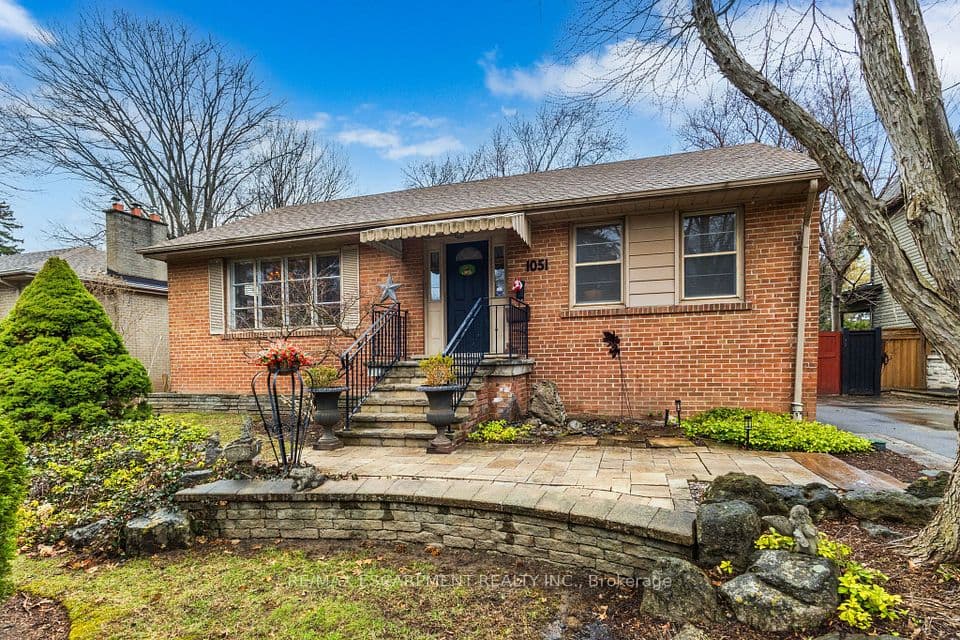 1051 Melvin Avenue, Oakville, ON L6J 2V8 – photo 3