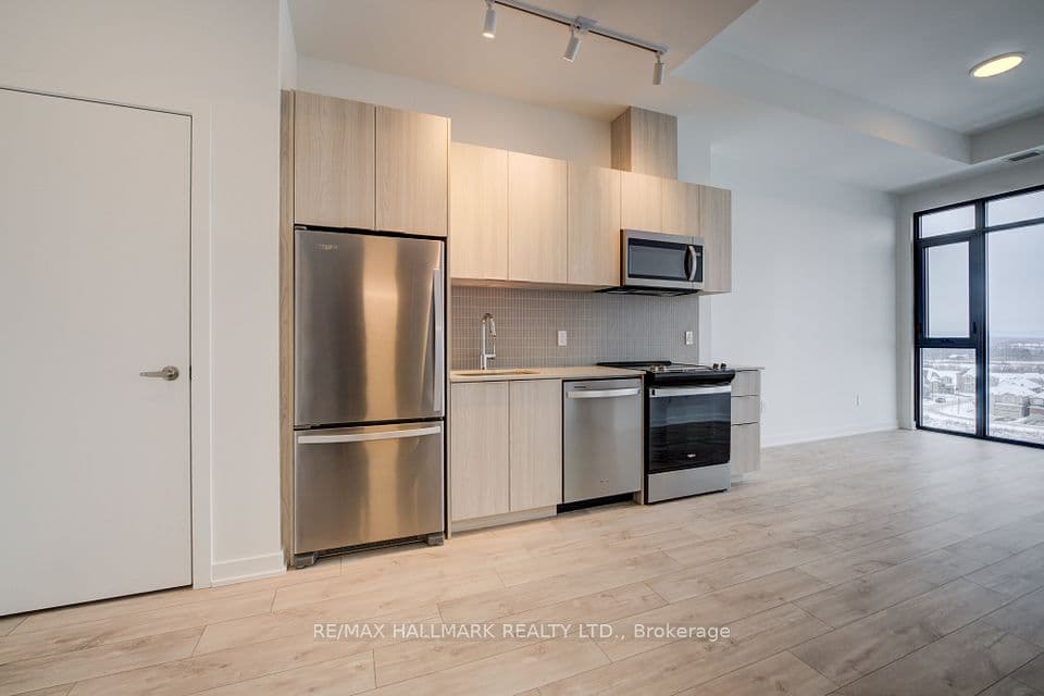720 Whitlock Avenue 816, Milton, ON L9E 1S2 – photo 2