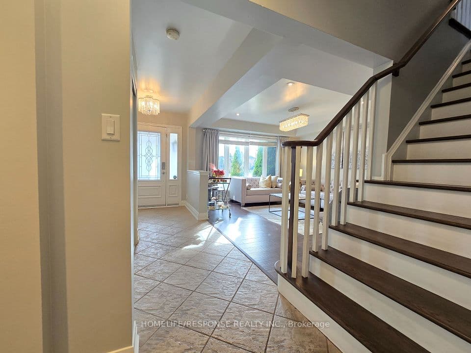 635 SCOTT Boulevard, Milton, ON L9T 0P2 – photo 3