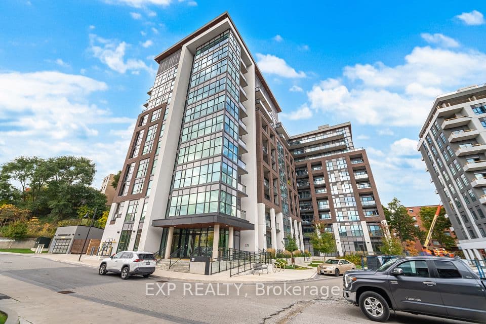 25 Neighbourhood Lane 812, Toronto, ON M8Y 0C4 – photo 2