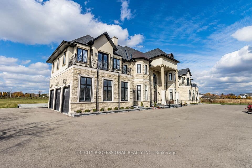 27 Morris Court, Brampton, ON L6P 0G7 – photo 2