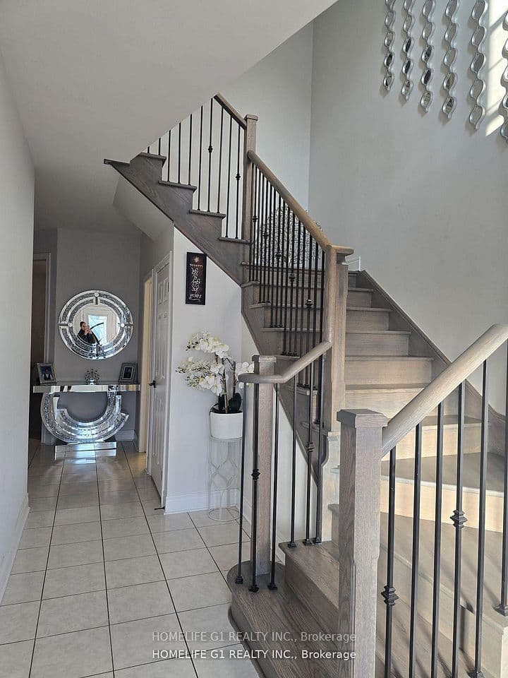 32 Branigan Crescent, Halton Hills, ON L7G 0N1 – photo 3