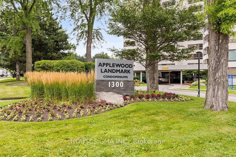 1300 Bloor Street 2010, Mississauga, ON L4Y 3Z2 – photo 2