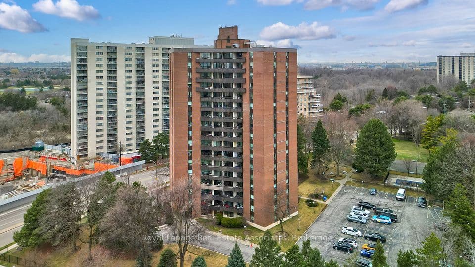 335 Mill Road 1406, Toronto, ON M9C 1Y6 – photo 2