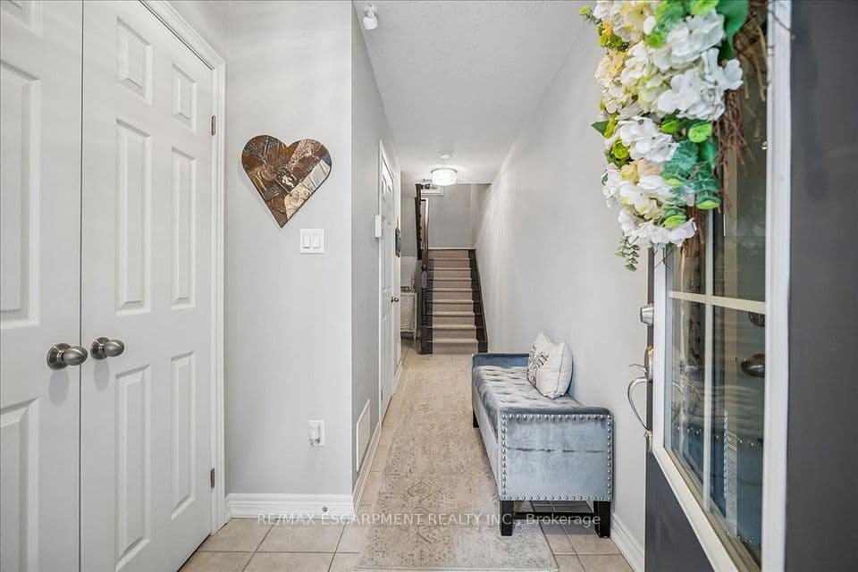 181 Plains Road W #40, Burlington, ON L7T 0B1 – photo 3