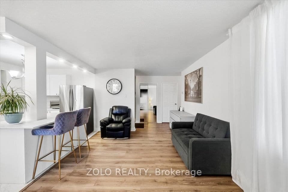 2345 Confederation Parkway 203, Mississauga, ON L5B 2H3 – photo 3