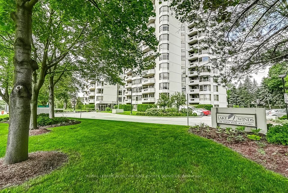 1201 North Shore Boulevard 204, Burlington, ON L7S 1Z5 – main photo