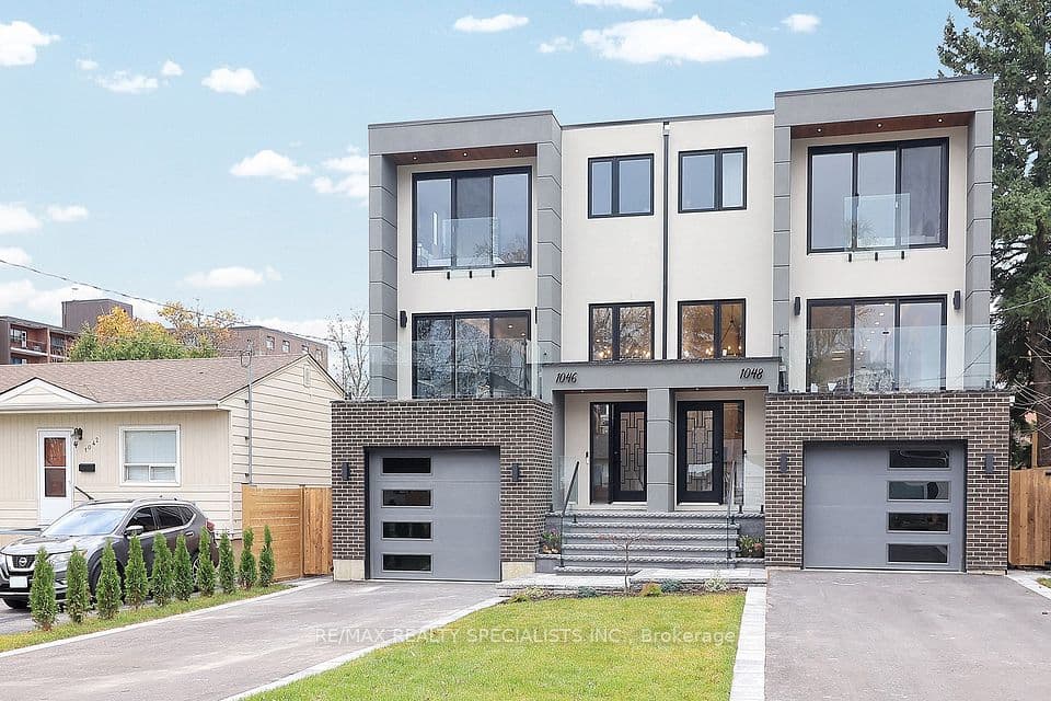 1046 ROOSEVELT Road, Mississauga, ON L5G 3Y8 – main photo