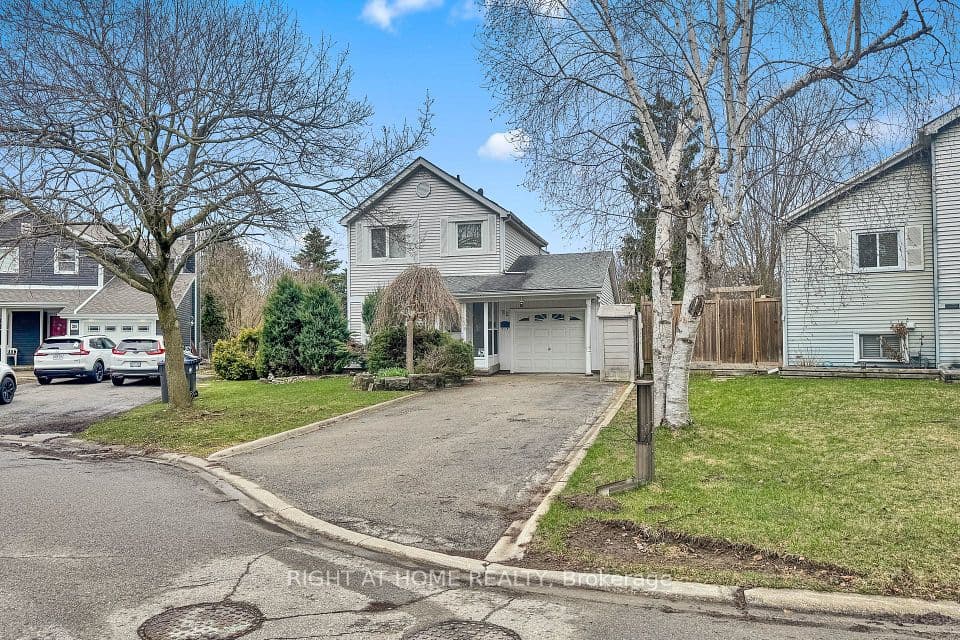 22 Blueridge Square, Brampton, ON L6Z 1A1 – main photo