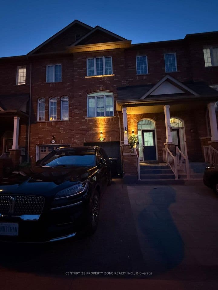 321 Aspendale Crescent, Mississauga, ON L5W 0E7 – main photo
