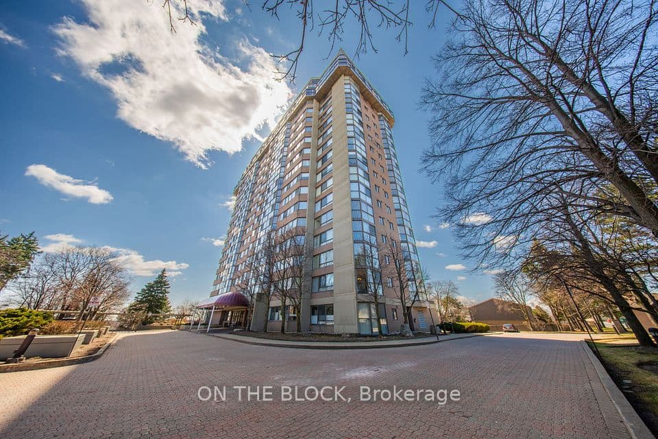 880 Dundas Street W 203, Mississauga, ON L5C 4H3 – main photo