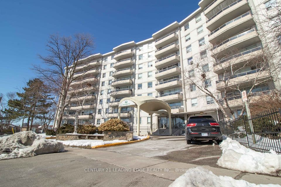 80 Grandravine Drive 703, Toronto, ON M3J 1B2 – main photo