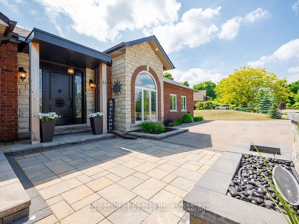 11132 MCFARLAND Court, Milton, ON L0P 1B0 – photo 3