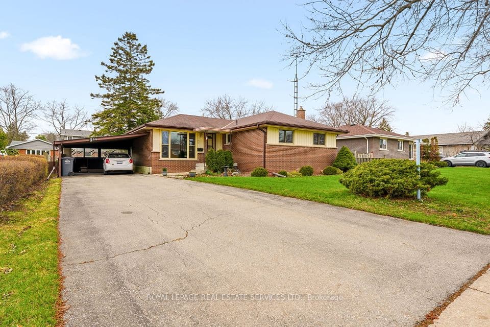 384 Appleby Line, Burlington, ON L7L 2X8 – main photo