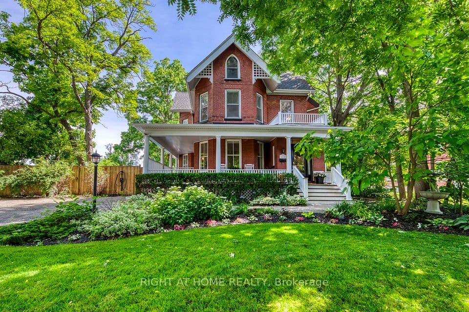 118 Main Street S, Brampton, ON L6W 2C8 – main photo